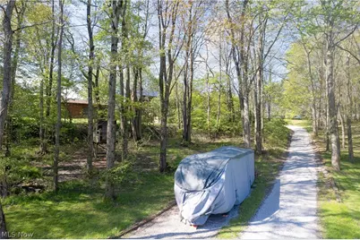 4897 Chestnut Drive, Kent, OH 44240 - Photo 11