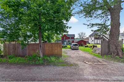978 Wooster Road, Barberton, OH 44203 - Photo 23