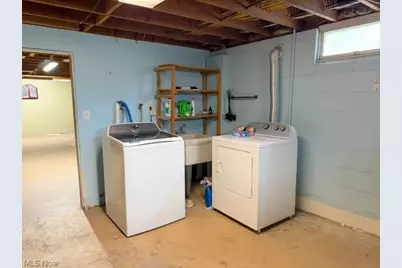 2431 Pleasant Valley Road NE, New Philadelphia, OH 44663 - Photo 23