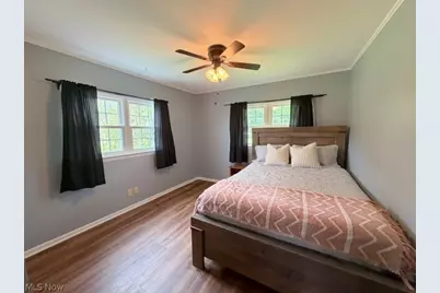 2431 Pleasant Valley Road NE, New Philadelphia, OH 44663 - Photo 17