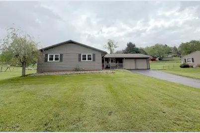 2431 Pleasant Valley Road NE, New Philadelphia, OH 44663 - Photo 29