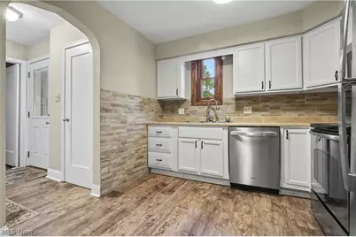 116 Melbourne Avenue, Akron, OH 44313 - Photo 9