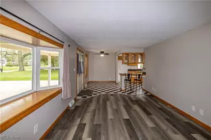 3957 Grafton Rd, Brunswick, OH 44212 - Photo 7