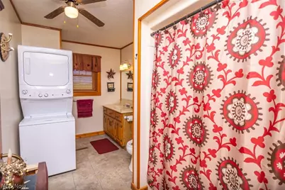 61229 Crozier Ridge Road, Bellaire, OH 43906 - Photo 11