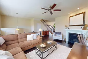 6144 N Pointe Dr, Pepper Pike, OH 44124 - Photo 3