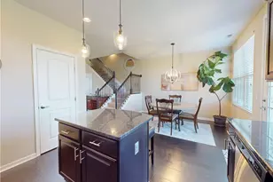 6144 N Pointe Dr, Pepper Pike, OH 44124 - Photo 11