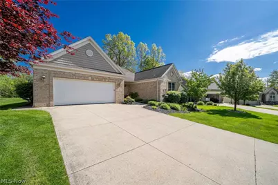 395 White Spruce Drive, Macedonia, OH 44056 - Photo 3