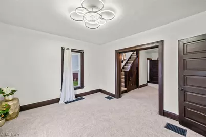 244 N Park Avenue, Alliance, OH 44601 - Photo 3
