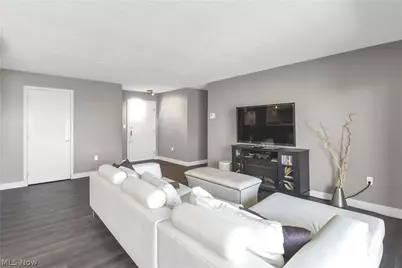 12550 Lake Avenue #1509, Oakwood, OH 44107 - Photo 11