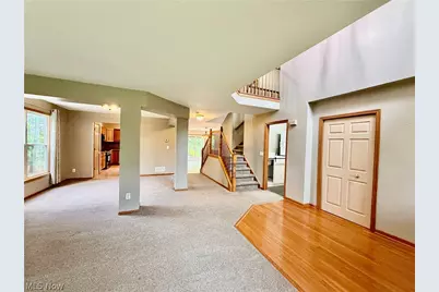 3076 Ravineview Circle, Stow, OH 44224 - Photo 5