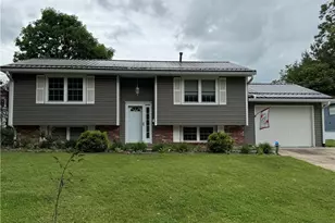 106 Oakview Dr, Marietta, OH 45750 - Photo 1