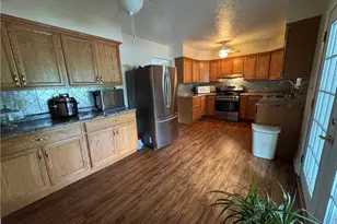 106 Oakview Dr, Marietta, OH 45750 - Photo 3