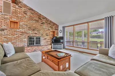 10548 Briar Hill Drive, Kirtland, OH 44094 - Photo 23