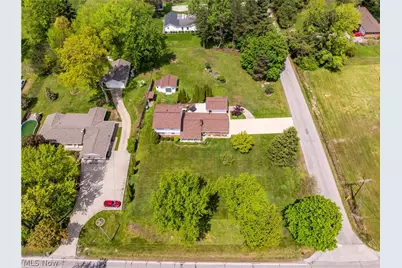 10548 Briar Hill Drive, Kirtland, OH 44094 - Photo 41