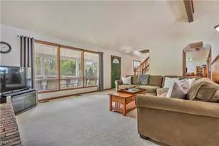 10548 Briar Hill Dr, Kirtland, OH 44094 - Photo 21