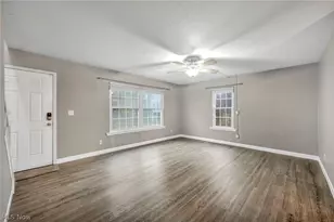 1251 W 70th St, Loveland, OH 44102 - Photo 5