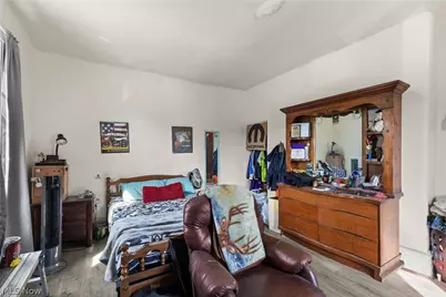 715 N Zane Highway, Martins Ferry, OH 43935 - Photo 21