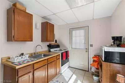 715 N Zane Highway, Martins Ferry, OH 43935 - Photo 7