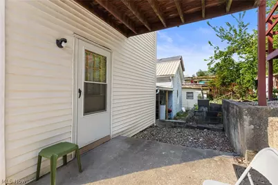 715 N Zane Highway, Martins Ferry, OH 43935 - Photo 5
