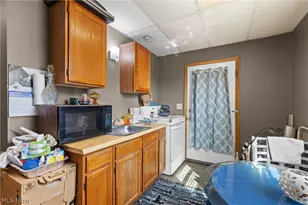 715 N Zane Hwy, Martins Ferry, OH 43935 - Photo 15