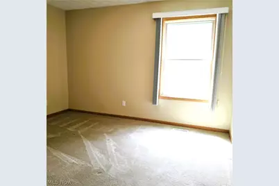 15672 Roxboro Drive, Middleburg Heights, OH 44130 - Photo 11