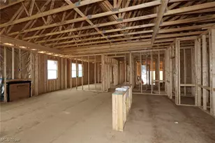 2433 Merriment Dr, Amherst, OH 44001 - Photo 3