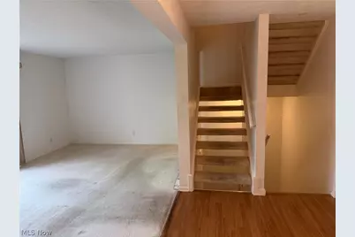 612 Trevitt Circle W #57, Euclid, OH 44143 - Photo 9