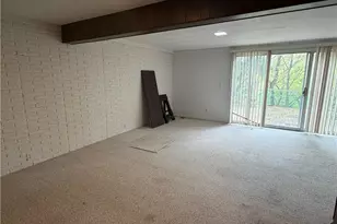 612 Trevitt Cir W, Euclid, OH 44143 - Photo 21