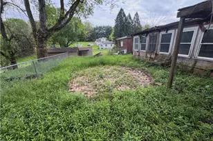 16816 Andrews Ave, East Liverpool, OH 43920 - Photo 5