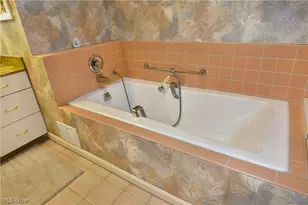 1551 Lake Crest Dr, Roaming Shores, OH 44084 - Photo 47