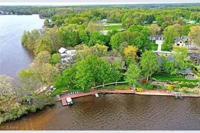 1551 Lake Crest Drive, Roaming Shores, OH 44084 - Photo 11