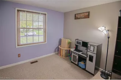 2220 Elm Trace Street, Austintown, OH 44515 - Photo 9