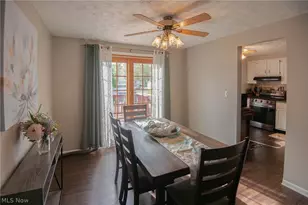 2220 Elm Trace St, Austintown, OH 44515 - Photo 5