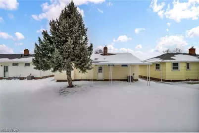 3323 Dellwood Drive, Parma, OH 44134 - Photo 39