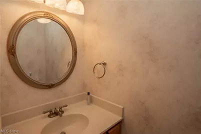 1836 Beechwood Avenue NE, North Canton, OH 44720 - Photo 15