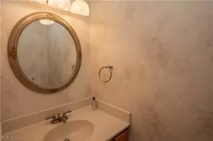 1836 Beechwood Ave NE, North Canton, OH 44720 - Photo 15