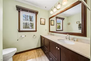 10610 Ridgewater Dr, Concord Twp, OH 44077 - Photo 17