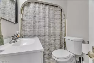 838 Nesbitt Rd, Sagamore Hills, OH 44067 - Photo 25