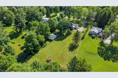 838 Nesbitt Road, Sagamore Hills, OH 44067 - Photo 37
