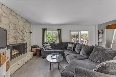 838 Nesbitt Road, Sagamore Hills, OH 44067 - Photo 17