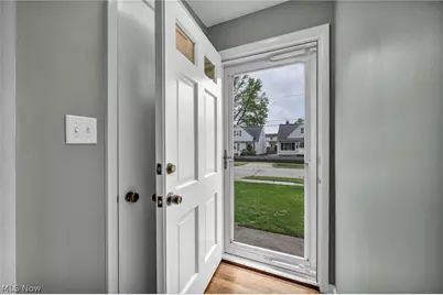 391 E 324th Street, Willowick, OH 44095 - Photo 3