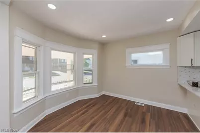 1272 Warren Road, Oakwood, OH 44107 - Photo 15