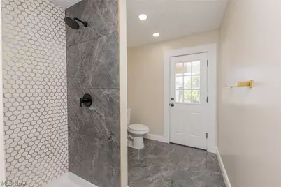 1272 Warren Road, Oakwood, OH 44107 - Photo 33