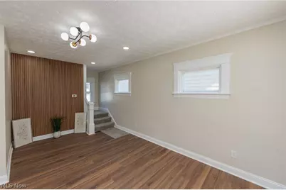 1272 Warren Road, Oakwood, OH 44107 - Photo 13