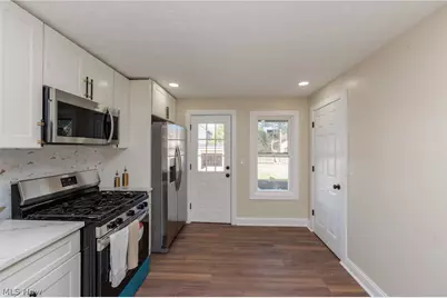 1272 Warren Road, Oakwood, OH 44107 - Photo 19