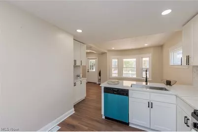 1272 Warren Road, Oakwood, OH 44107 - Photo 23