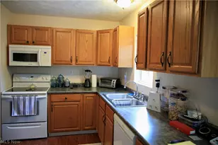 124 E King St, Zanesville, OH 43701 - Photo 13