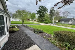 93 Fell Ave, Northfield Village, OH 44067 - Photo 3