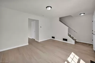 71 Chestnut Street, Elyria, OH 44035 - Photo 17