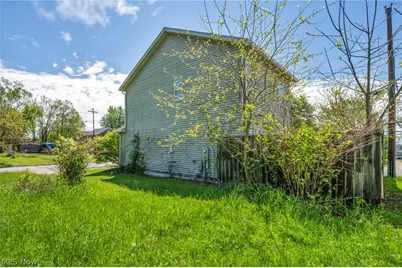 71 Chestnut Street, Elyria, OH 44035 - Photo 39